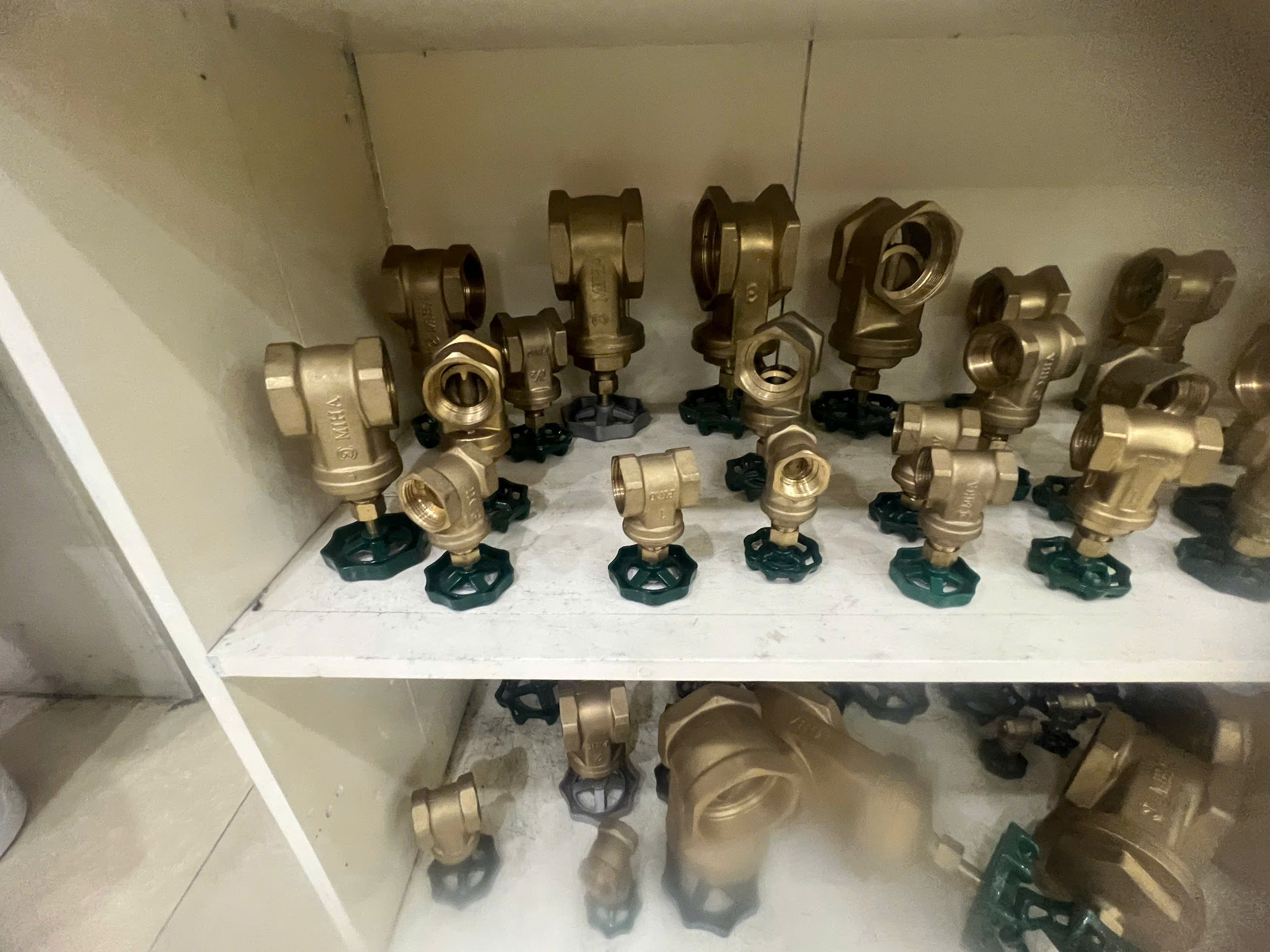 Samples shelf 15.jpg